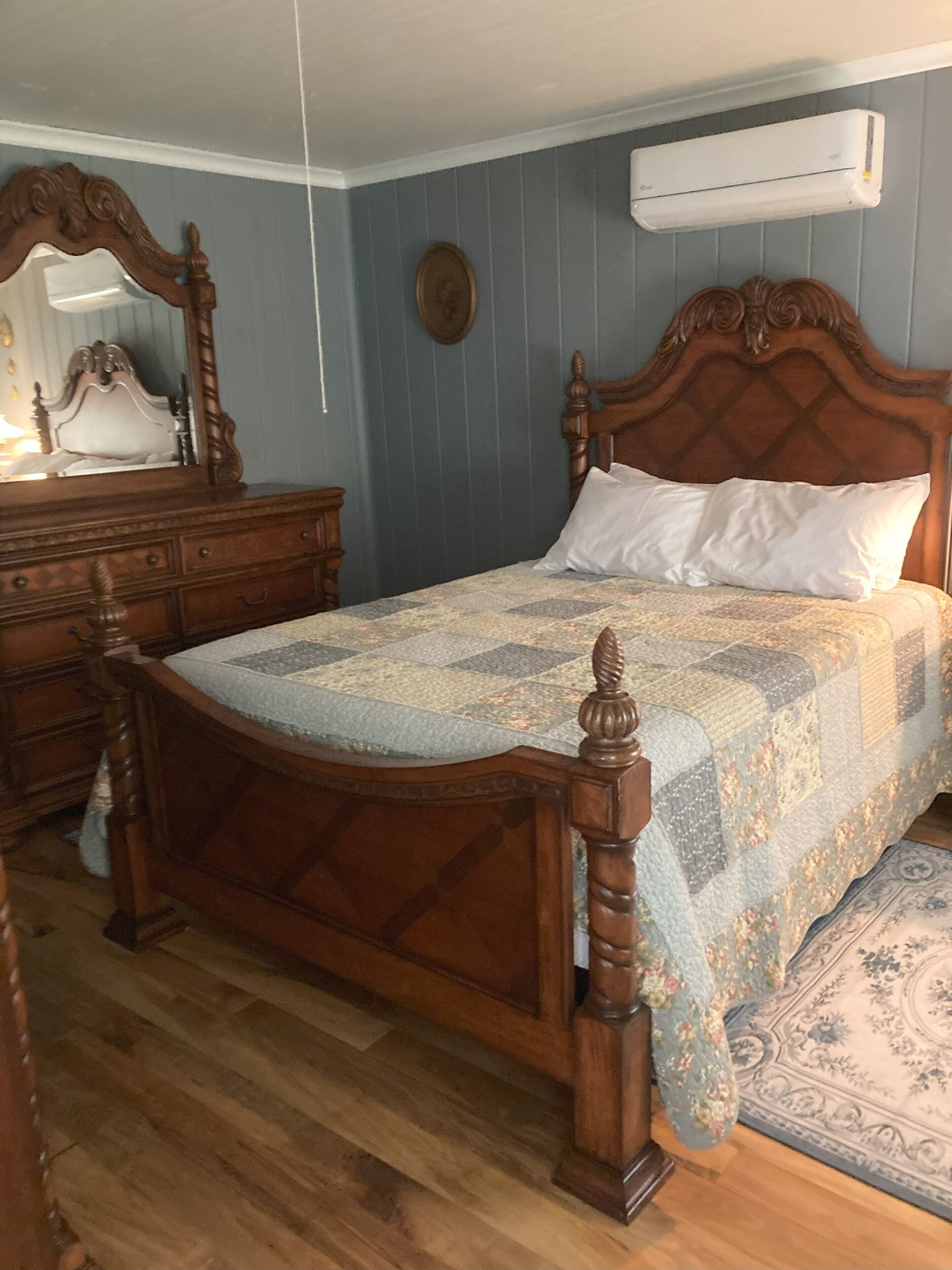 3 多间卧室、办公桌、熨斗/熨衣板、免费 WiFi