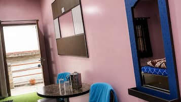 1 habitación, sistema de insonorización y wifi gratis