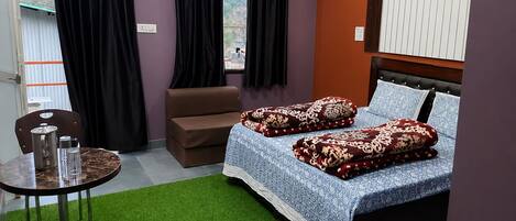 Deluxe Cottage | 1 bedroom, soundproofing, free WiFi