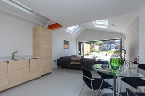 Basic-Apartment, Mehrere Betten | Innenbereich