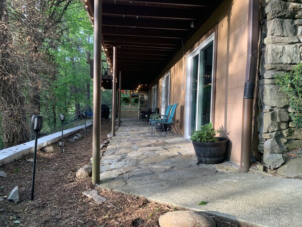 Exterior detail - Knob Creek Guest Suite 1 mile from Brevard, NC (Pisgah Forest)