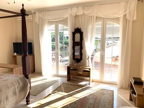 7 Schlafzimmer, Schreibtisch, Bügeleisen/Bügelbrett, kostenloses WLAN