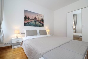 Unclassified image, 3 of 27, button - Charming Apartment in the Heart of Bratislava (Bratislavský kraj)