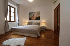 Imagen sin descripción, 4 de 27, botón