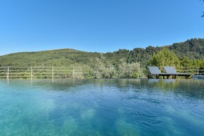 Piscina stagionale all'aperto