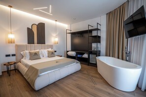 Large Double Room with Sea View | Free WiFi, bed sheets - Hotel Castle (Ksamil)