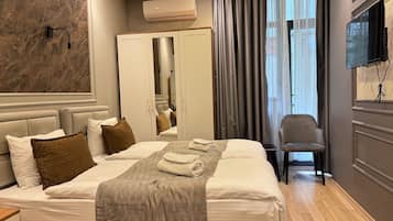 Minibar, két bảo mật tại phòng, phòng cách âm