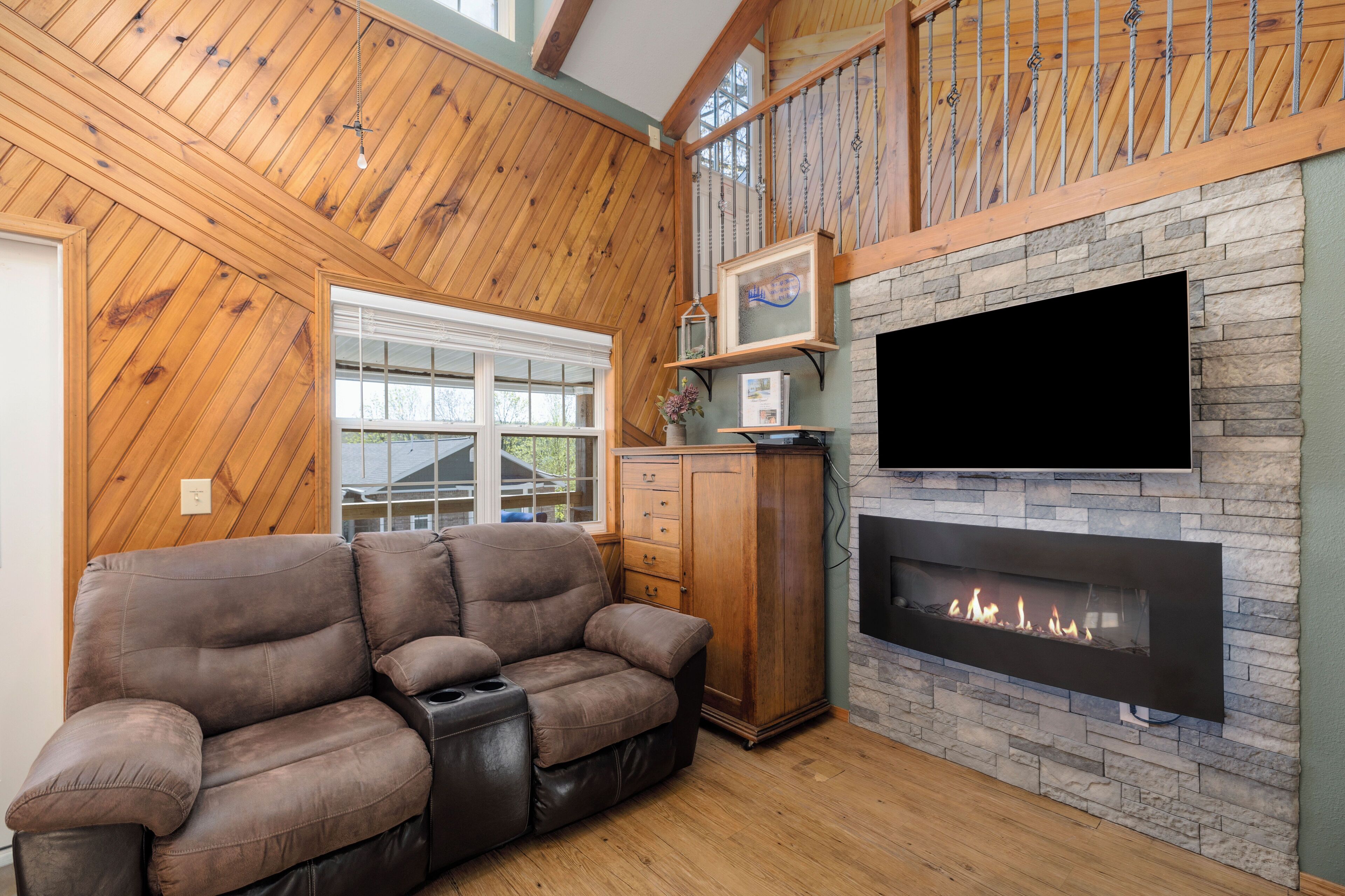 Smart TV, fireplace, video games, DVD player