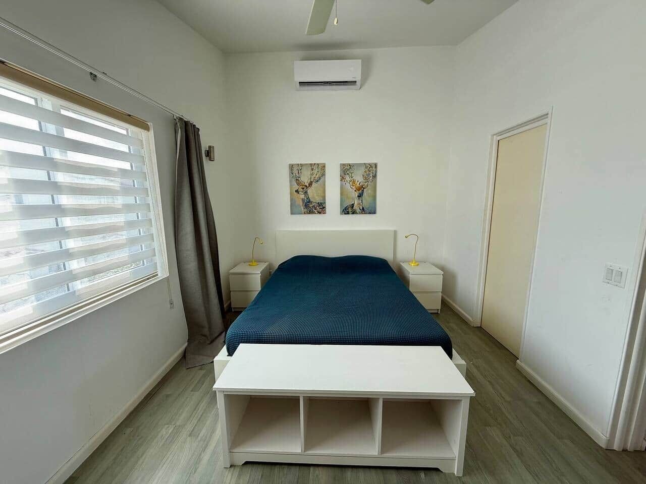 2 عدّة غرف نوم ومكواة/لوح كي وواي فاي