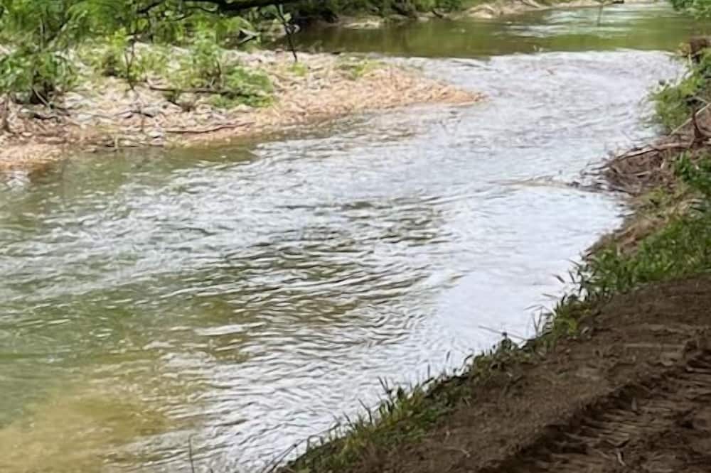 4 Tree Lofts Events Creek Buffalo River Hot Tubs