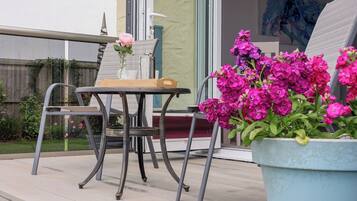 Cottage | Outdoor dining