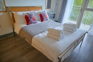 Apartment, 1 Queen Bed with Sofa bed