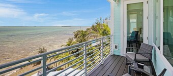 **BLUE HORIZON @ SUGARLOAF SHORES** Waterfront Home & Pool + LAST KEY SERVICES…