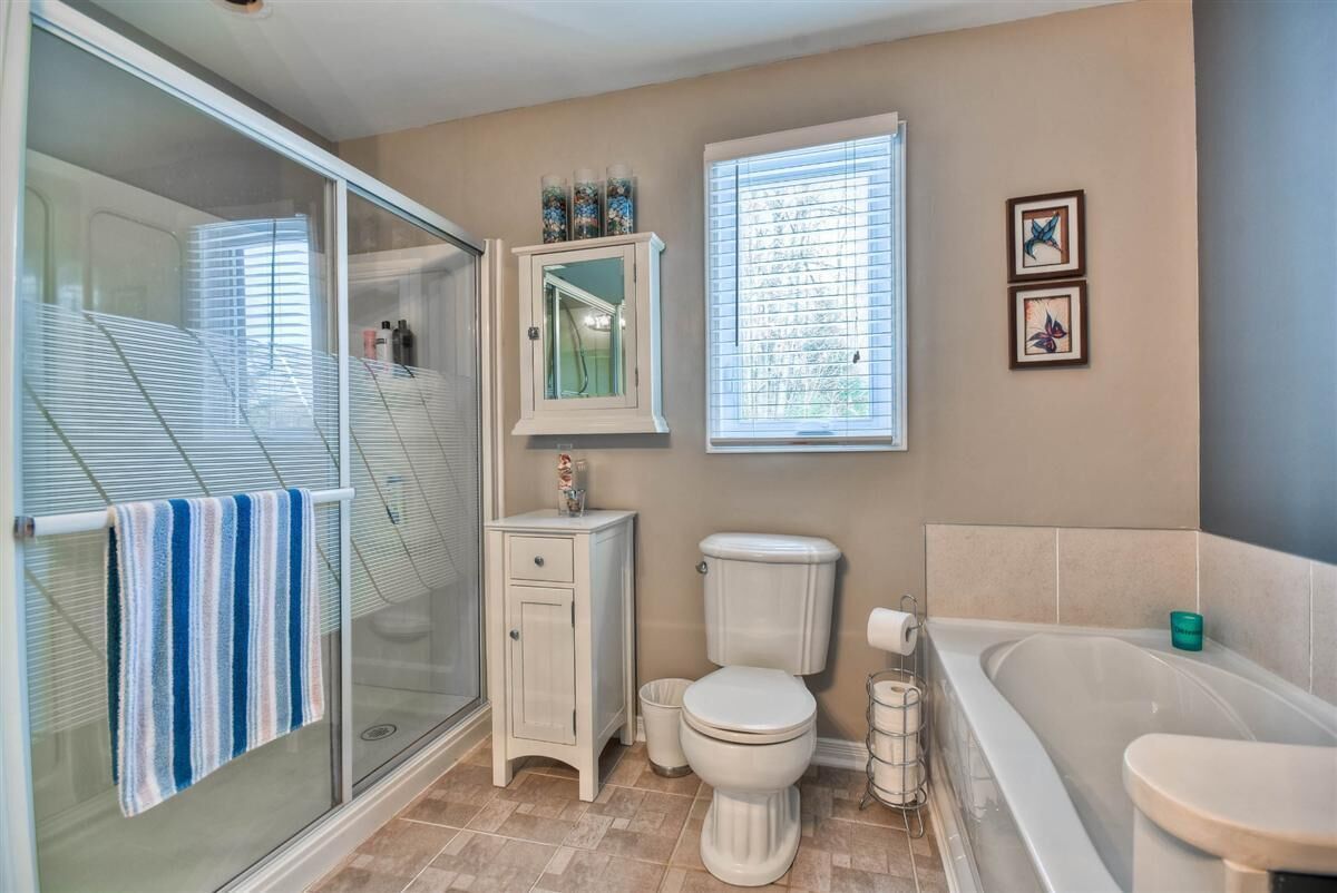 Chalet Béatitude - Waterfront, SPA, Games Room, Wifi and +