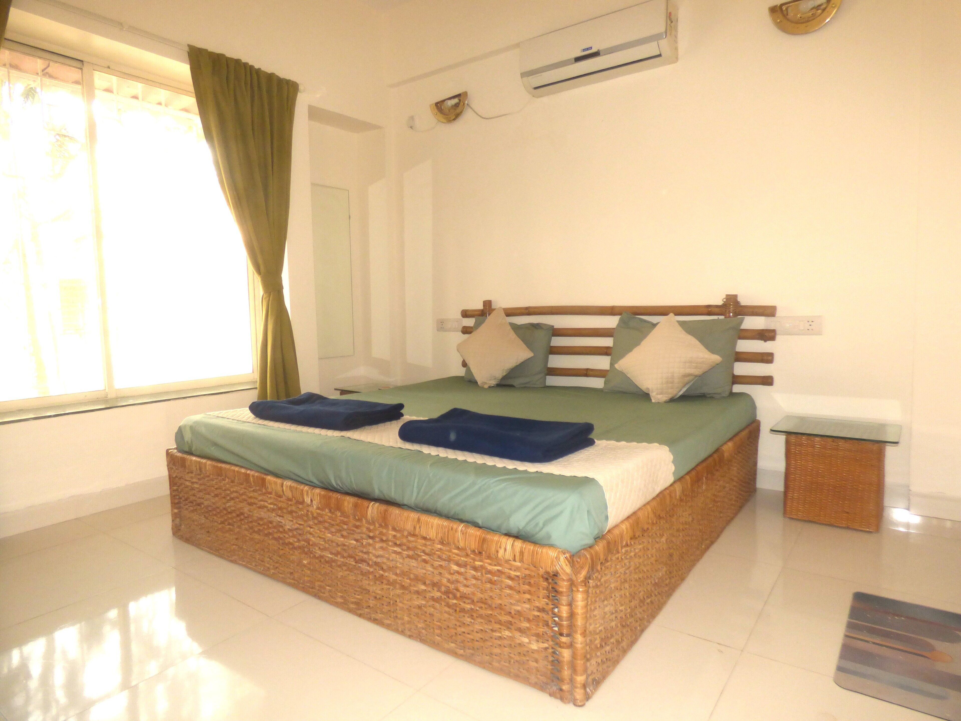 2 habitaciones, escritorio, wifi gratis y ropa de cama 