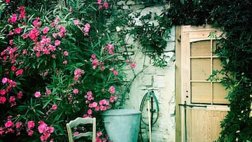 Roulotte Tzigane en Drome Provencale | Salle de bain | Douche