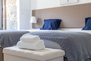 5 bedrooms, desk, travel crib, free WiFi - Casa da Veiga (Riba de Mouro - Monção)