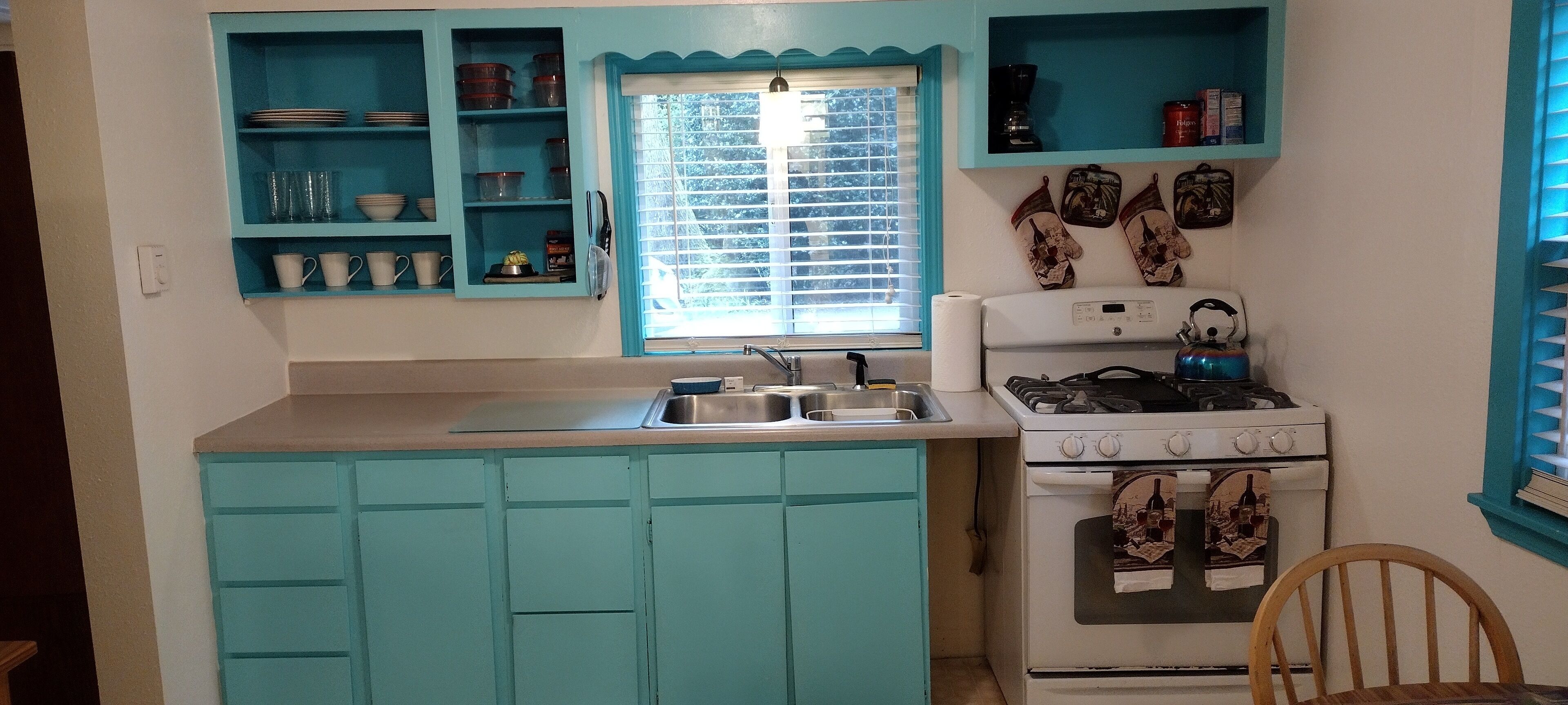 Cottage on Hood Canal Pouslbo