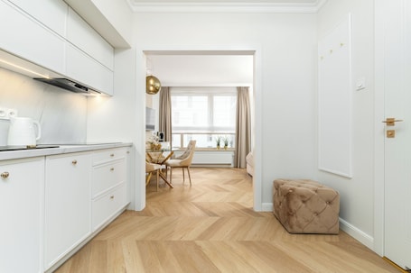 1 habitación, tabla de planchar con plancha, cunas y wifi gratis . MARGI Gold Apartament