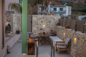 Classic Apartment | Terrace/patio - Arodamos Apartments & Studios (Kissamos)