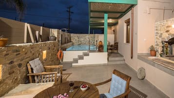 Classic Apartment | Terrace/patio