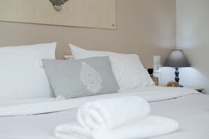 Comfort Double Room - Arodamos Apartments & Studios (Kissamos)