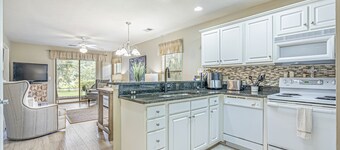 2 Bed 2Bath 1st Floor Golf and Beach Condo