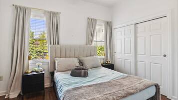 1 makuuhuone, silitysrauta/-lauta, Wi-Fi, vuodevaatteet