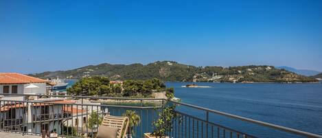 Quarto casal sênior | Vista do quarto