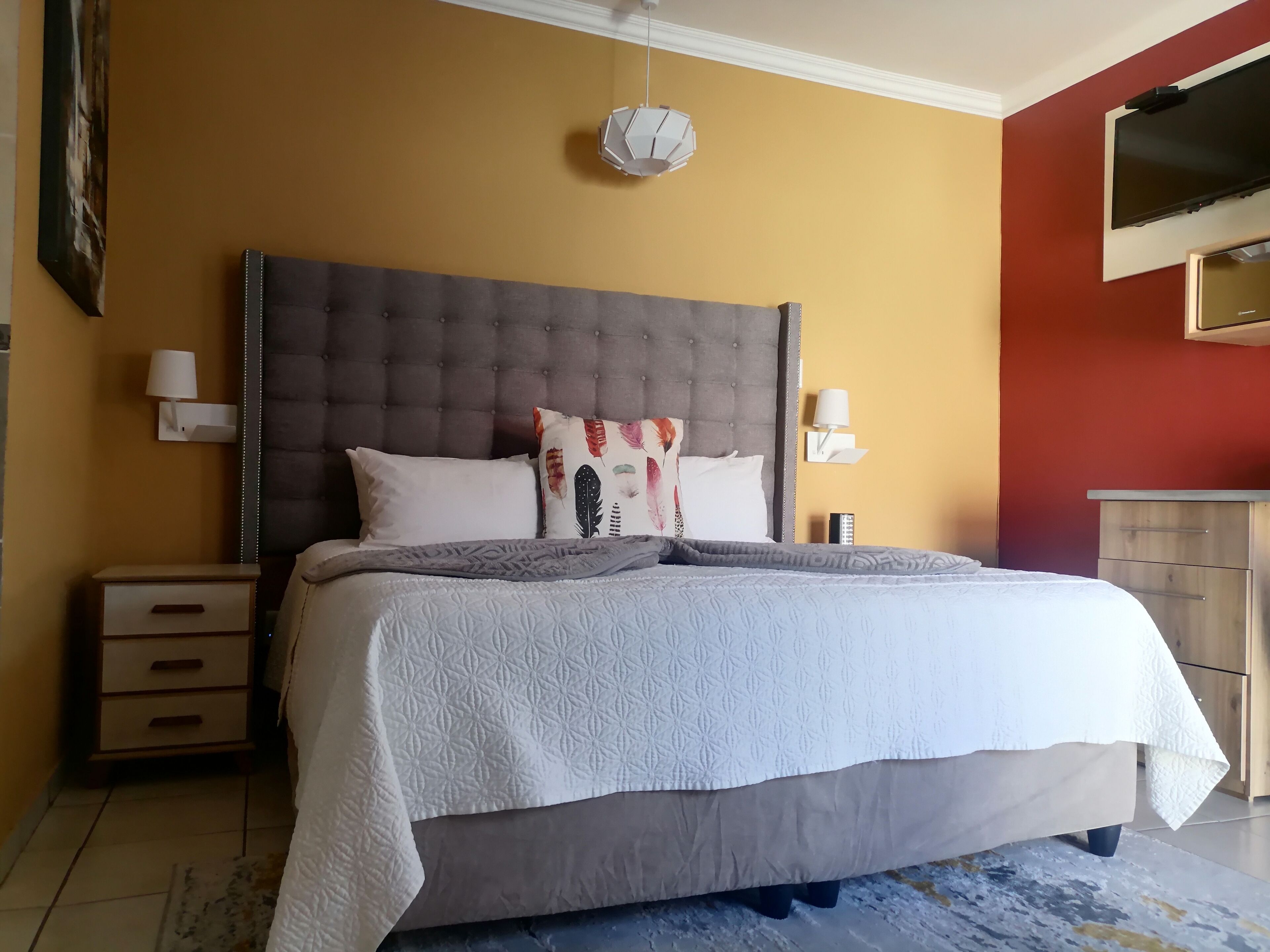 Studio Suite | In-room safe, laptop workspace, iron/ironing board, free WiFi