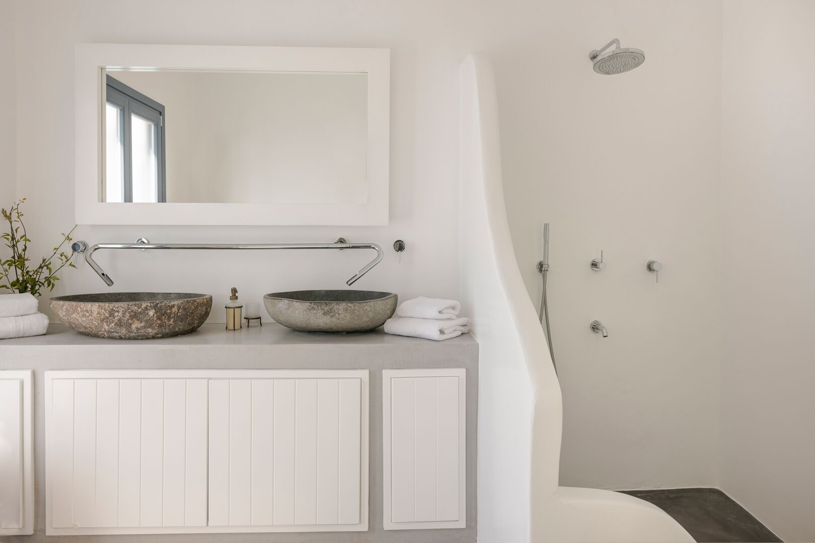 Traditioneel huis | Badkamer | Een douche, handdoeken