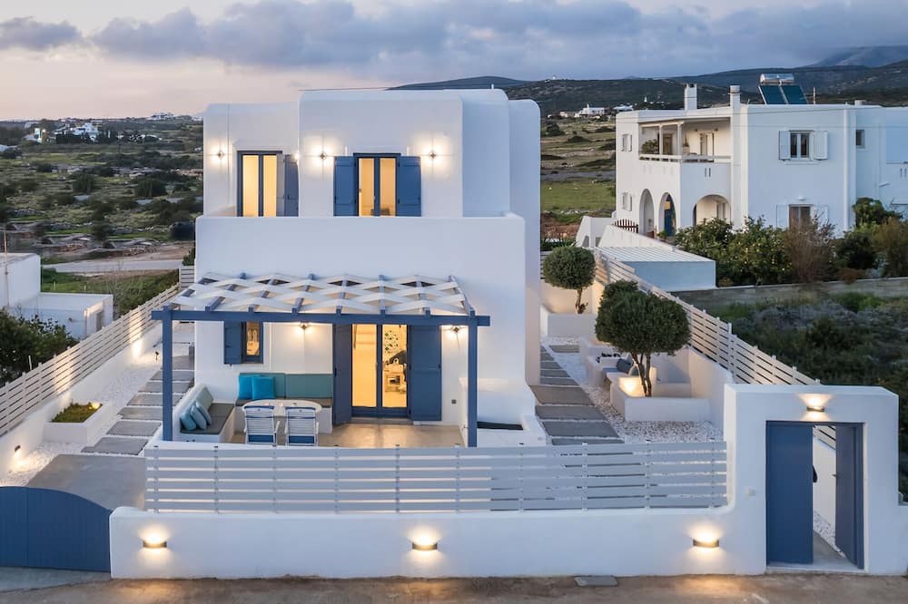 Pebble Summer House - Αλυκή