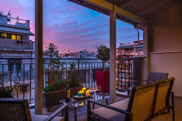 Deluxe Suite | Terrace/patio