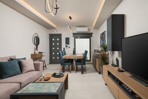 2 bedrooms, blackout curtains, soundproofing, iron/ironing board - Casa Camino (Chania)