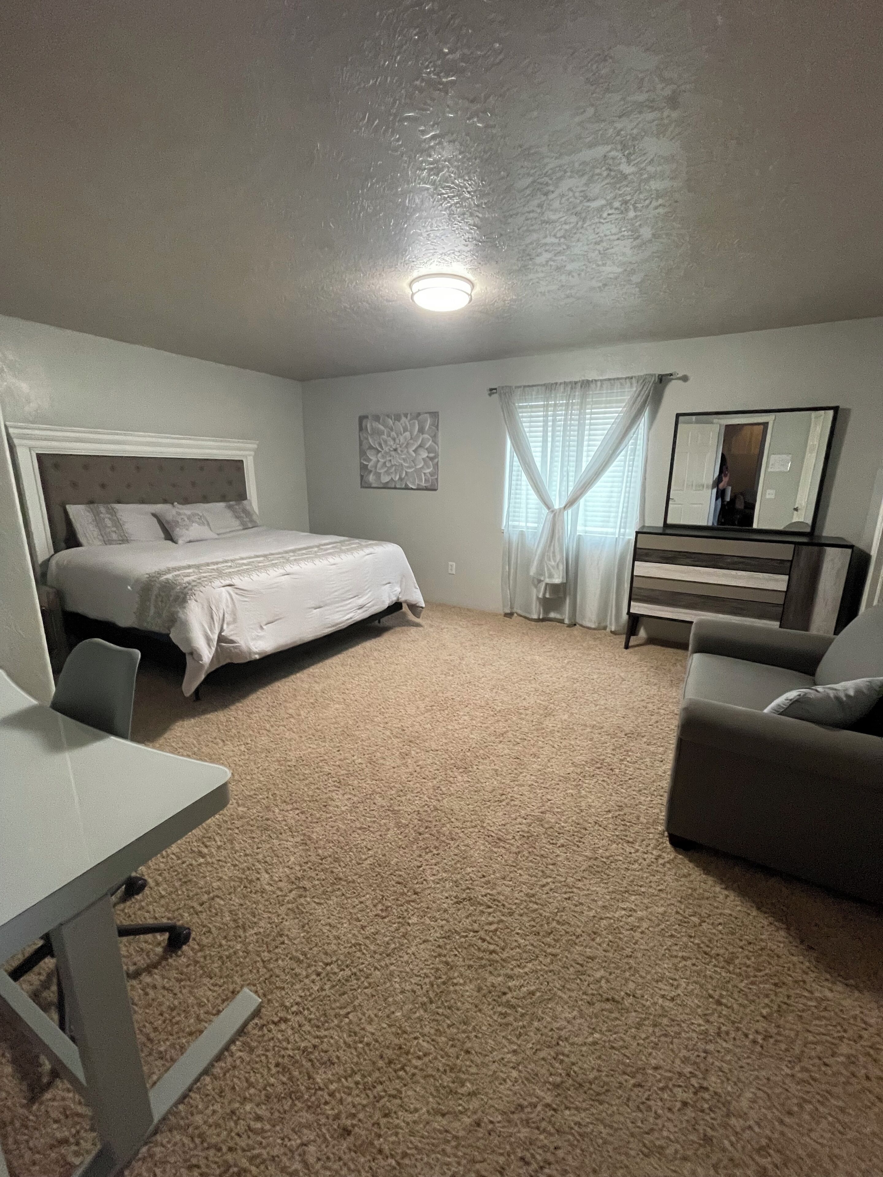 3 Schlafzimmer, Schreibtisch, Reisekinderbett, kostenloses WLAN