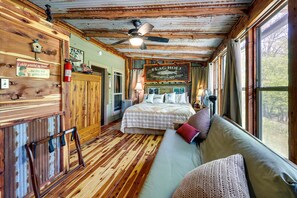 4 chambres, fer et planche à repasser, accès Internet, draps fournis