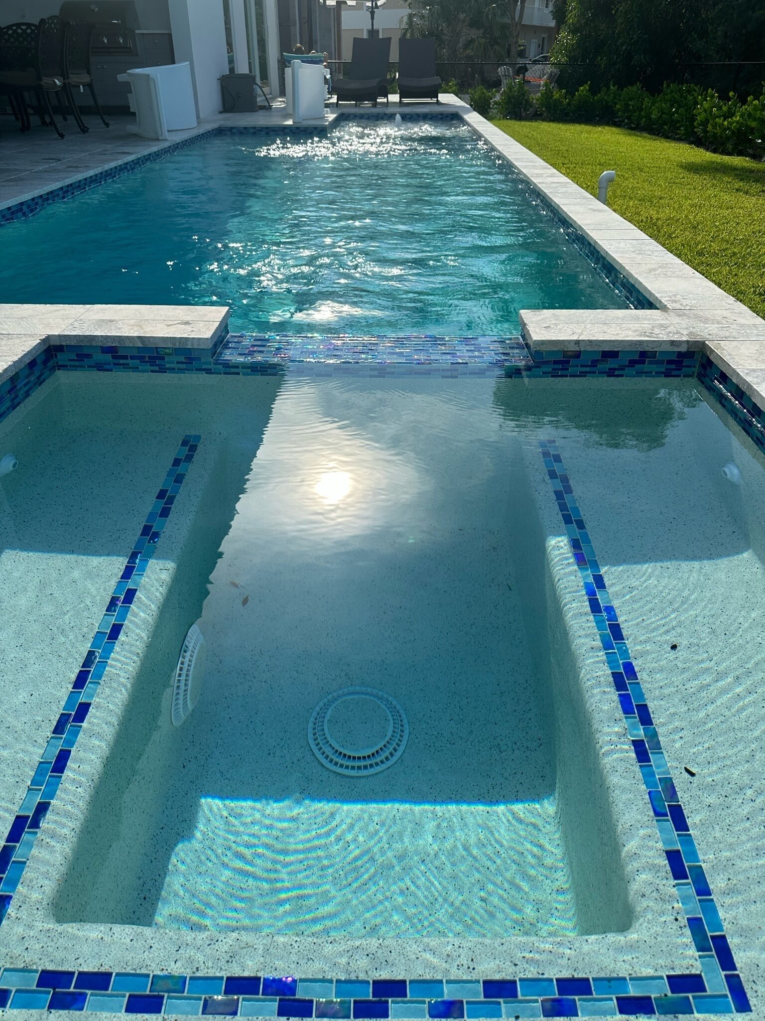 Ulkouima-allas, lämmitetty uima-allas