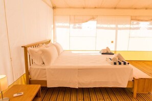 1 bedroom, WiFi, bed sheets - Glamping Tent - Free Breakfast @ SAILS ON KOS (Marmari)