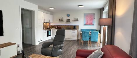 Smart TV, DVD player