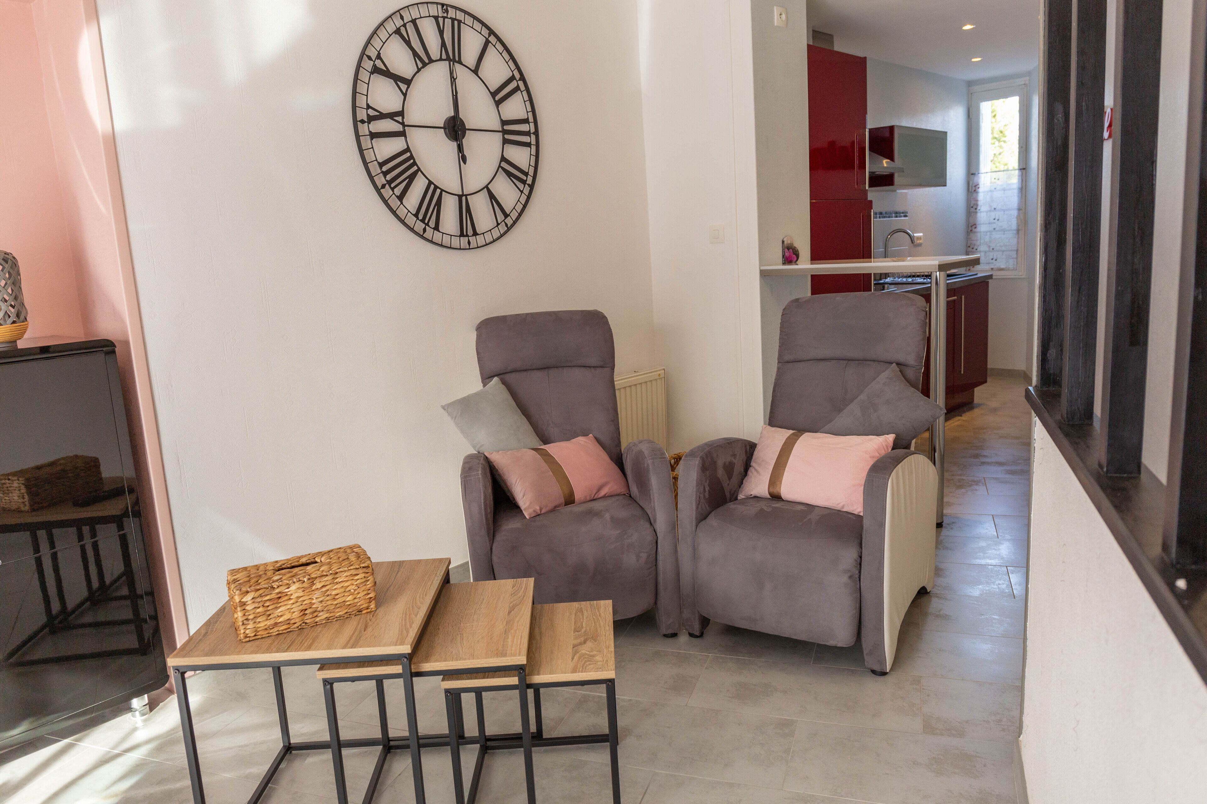 House ideally located in the center of Muzillac and 5 km from the beaches by bike.....