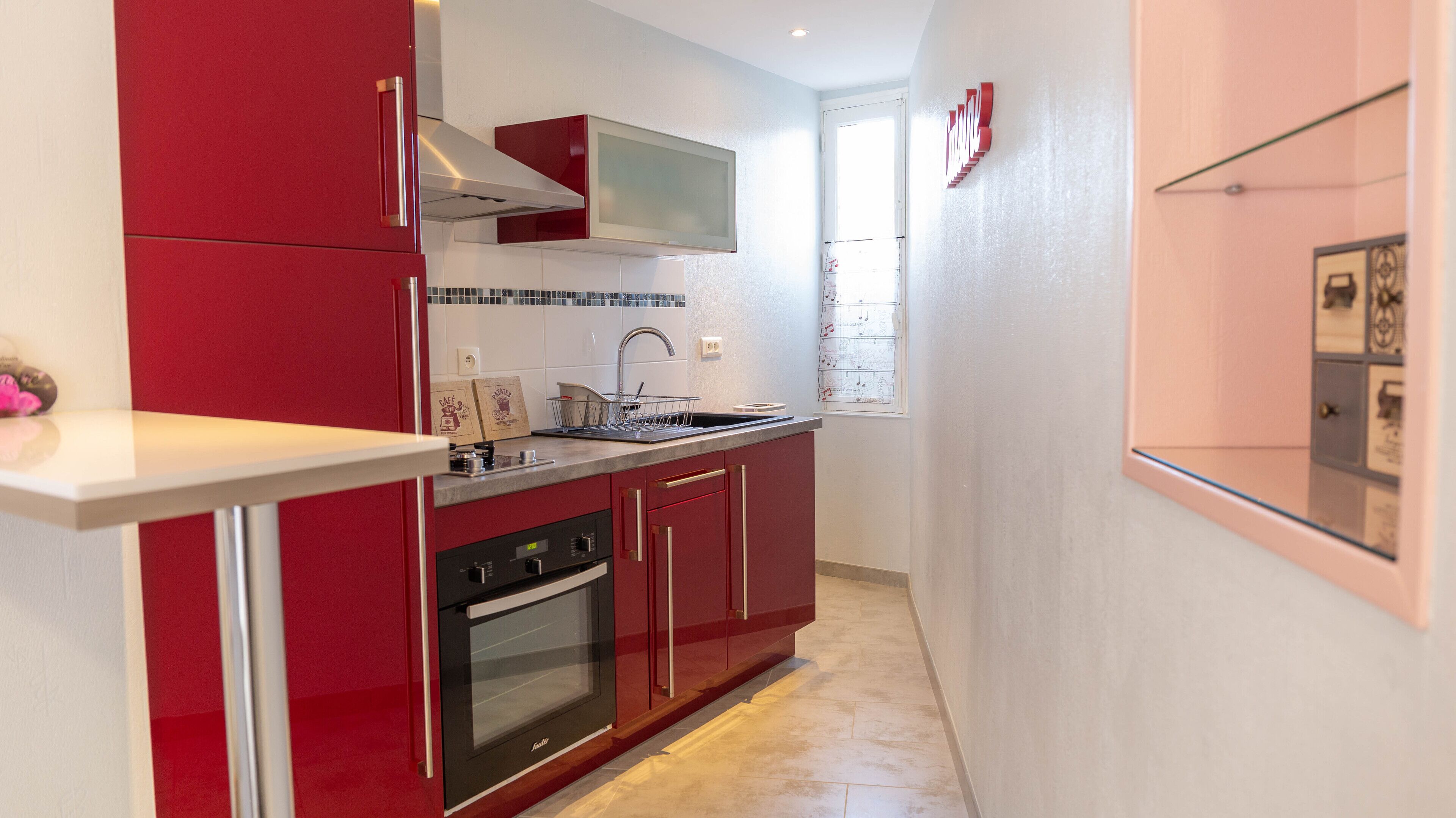 House ideally located in the center of Muzillac and 5 km from the beaches by bike.....