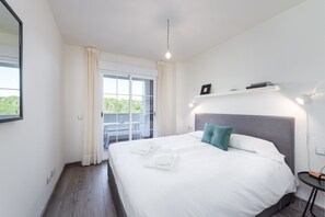 2 Schlafzimmer, Bügeleisen/Bügelbrett, kostenloses WLAN