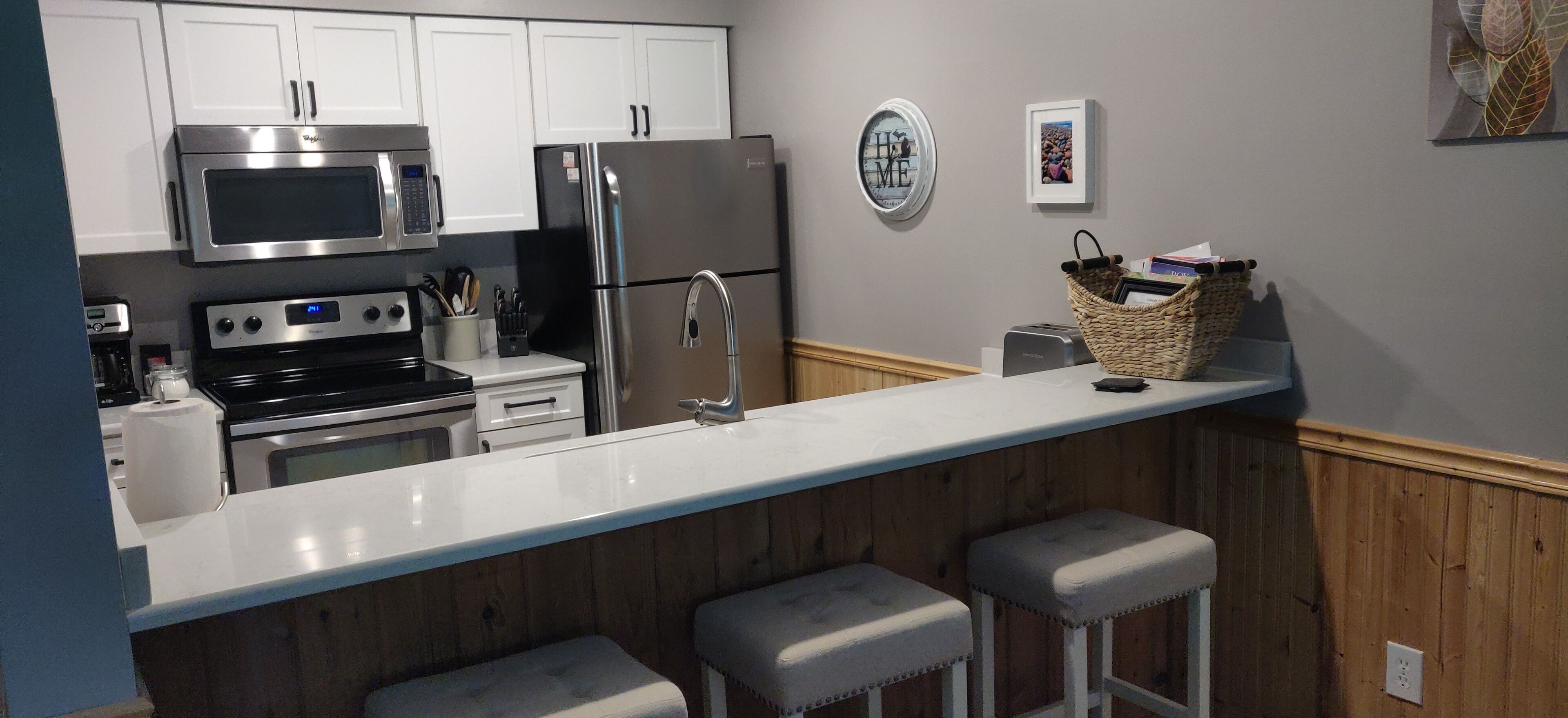 Trout Creek Condo #21: Newly Remodeled with pools and hot tubs.