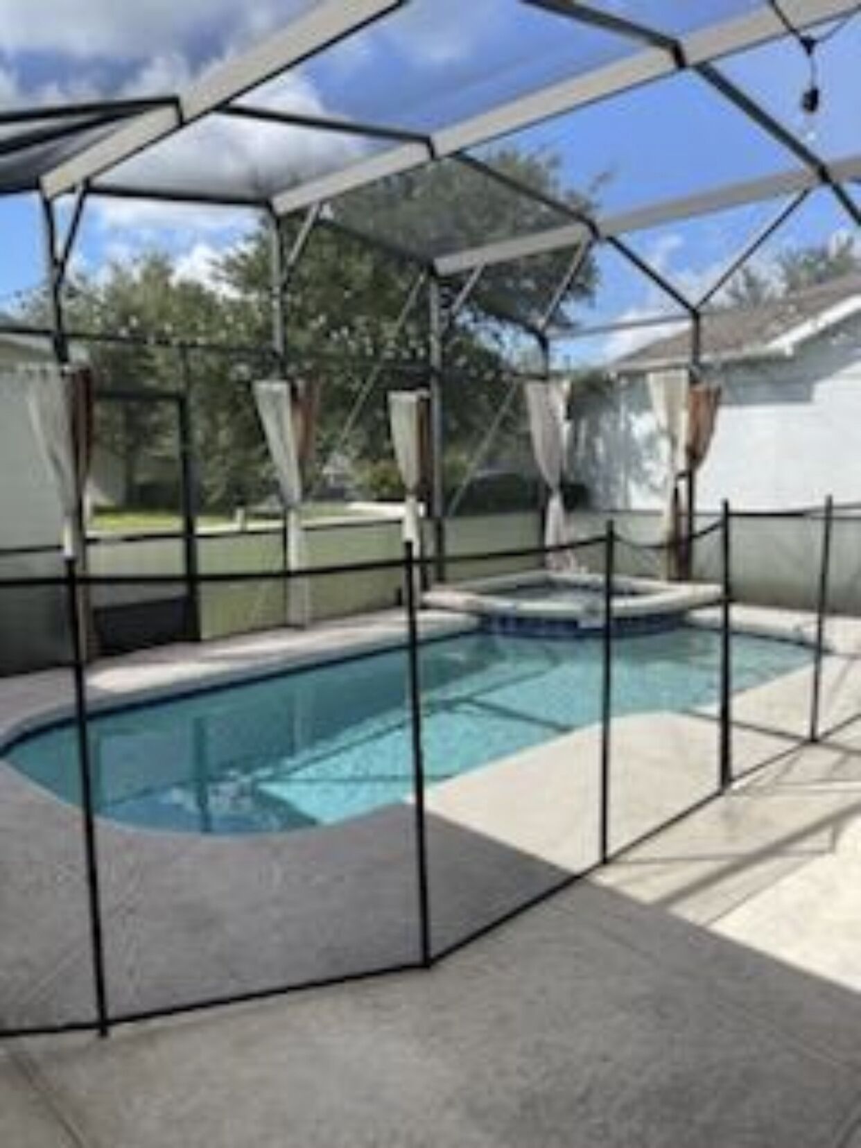 20 mins to Disney World