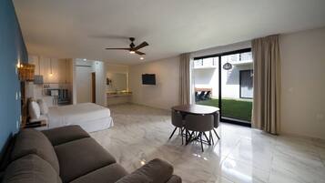 Superior Room | Dining room