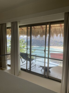 Luxury-Apartment, 1 King-Bett, Balkon, Meerseite | Ausblick vom Zimmer