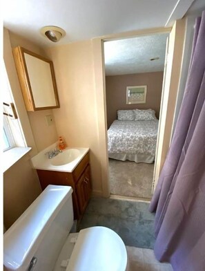 Shower, towels, soap, shampoo
