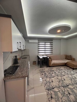Family Condo, 2 Bedrooms, Air conditioning, Sea View | Soundproofing, free WiFi - Fatih Apart Otel (Trabzon)
