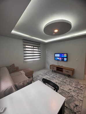 Family Condo, 2 Bedrooms, Air conditioning, Sea View | Soundproofing, free WiFi - Fatih Apart Otel (Trabzon)