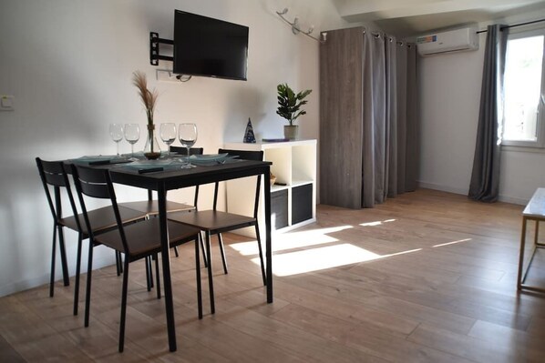 Dining - Apartment Mezzanine Cannes (Cannes)